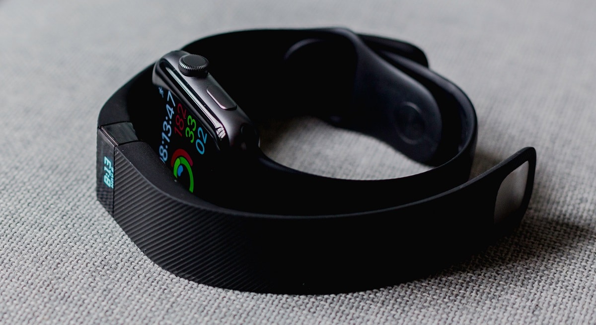 Best Fitness Tracker Watch Compatible with iPhone
