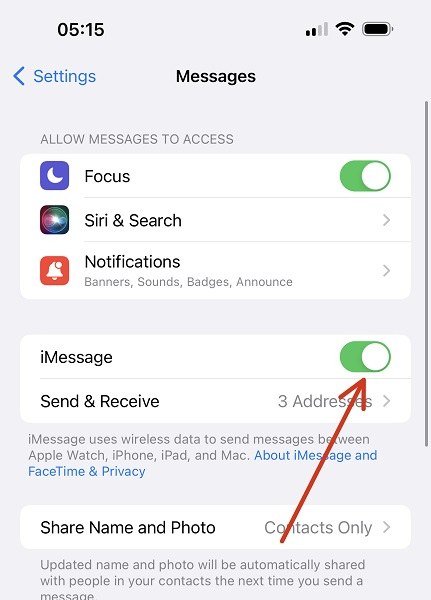 Reactive iMessage and MMS Messaging on iPhone