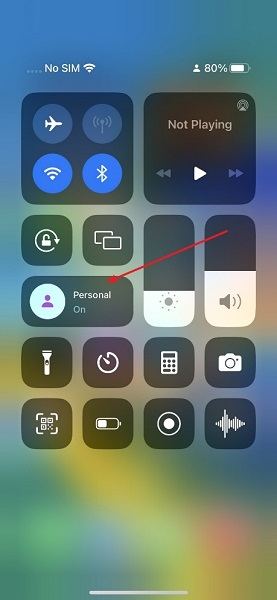 select the focus mode option on iPhone